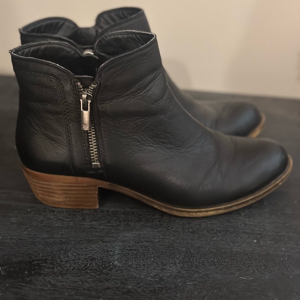 Lucky Brans Black Leather Ankle Boots size 7
